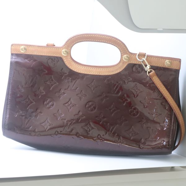 Louis Vuitton Monogram Vernis Roxbury Drive Hand Bag Amarante M91995