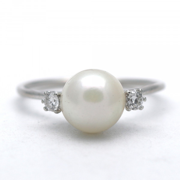 Perlen Brillant 0,15 CT Ring 750 Gold 18 Kt Diamant Weißgold Wert 680,-